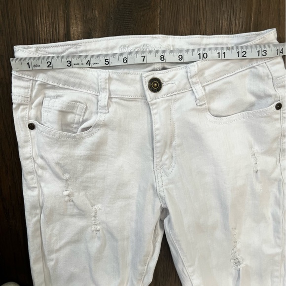 Machine Slightly Distressed White Jeans - Picture 8 of 11